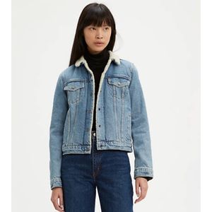 Levi’s women’s Sherpa jacket